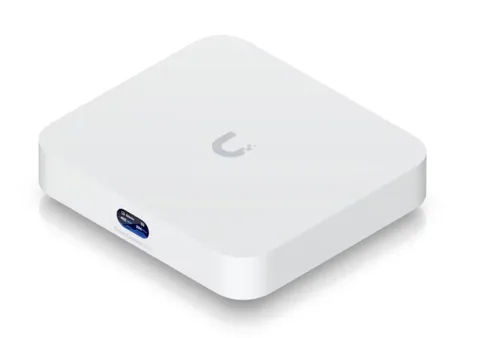Ubiquiti UniFi Cloud Gateway Ultra Gateway Router • 4 GbE Ports, 1 2.5 GbE WAN Port