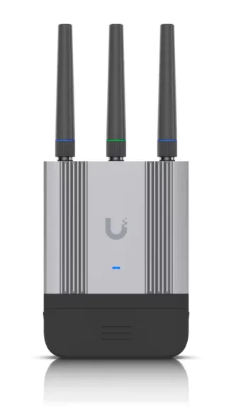 Mobile industrial router UMR-Industrial black/silver | cameraworld.eu Mobile industrial router UMR-Industrial black/silver