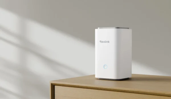 Reolink Home Hub — Wireless Security Center with Encrypted Local Storage