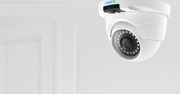 Reolink D400 security camera